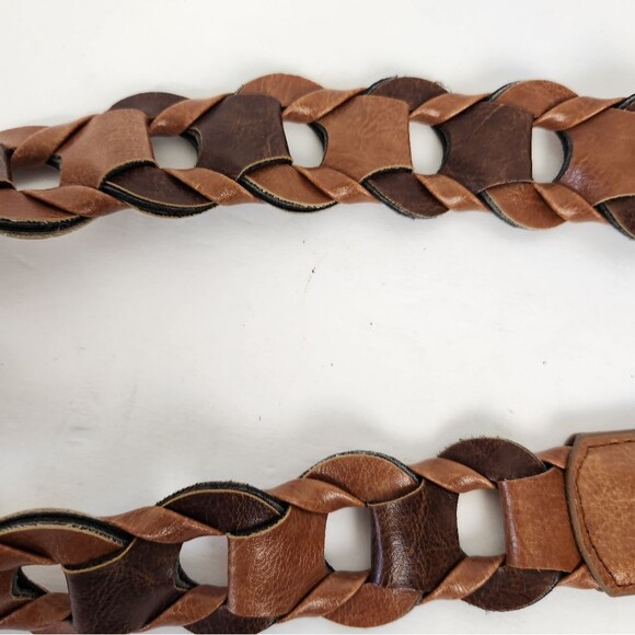 Faux leather chain style belt wth silver buckle Statement - Picture 4 of 4